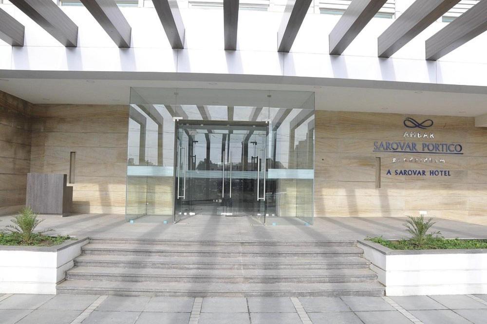 Ambar Sarovar Portico Gāndhīdhām Екстериор снимка